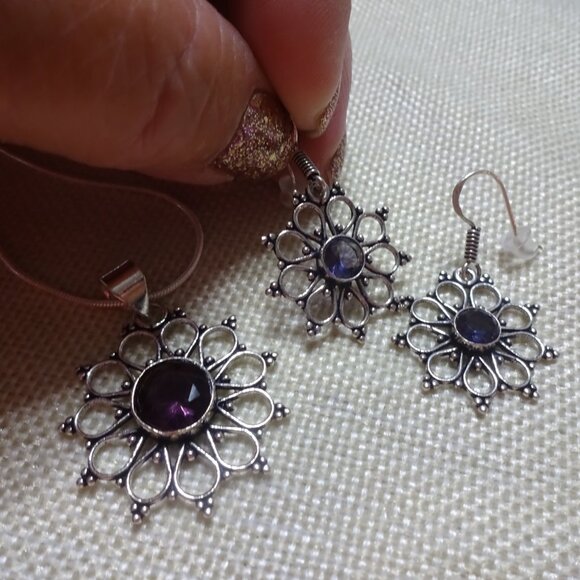 Beautiful AMETHYST FLOWER Handmade Sterling 925 Earrings & Necklace #79C - Picture 3 of 3